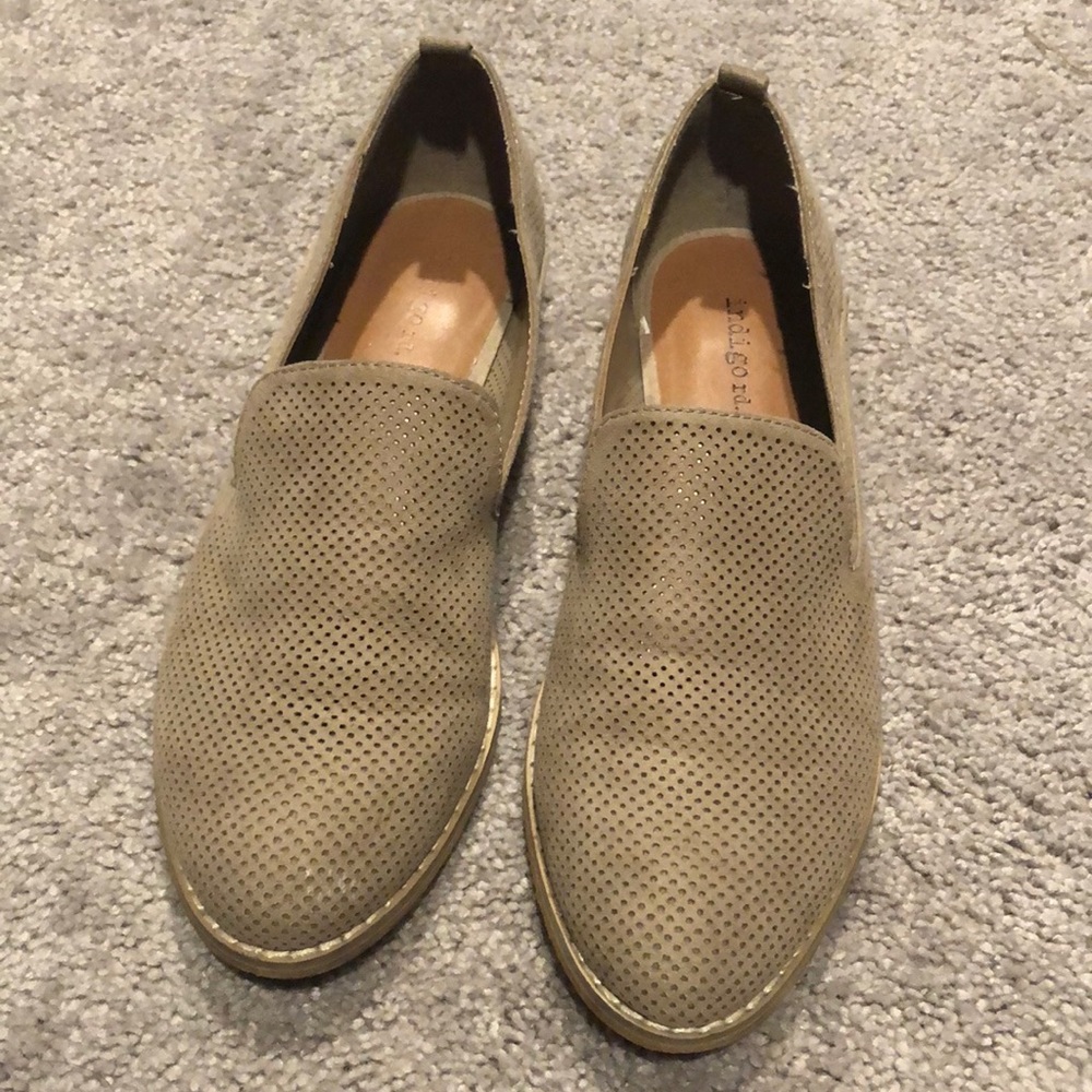 Indigo rd. Taupe shoes